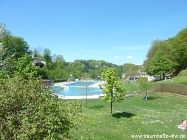 Blick über das Freibad von Rösrath Hoffnungsthal Freibad Hoffnungsthal